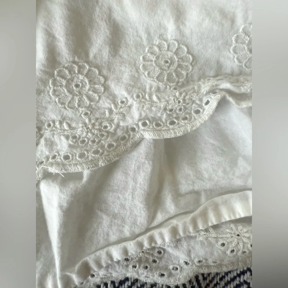 Baby GAP Toddler Dress with Bloomers | Blue & White Eyelet | 2T - Picture 4 of 6